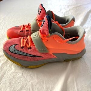 Nike KD 7 Orange Sneakers low 35,000 degrees SZ 7 Y Used condition